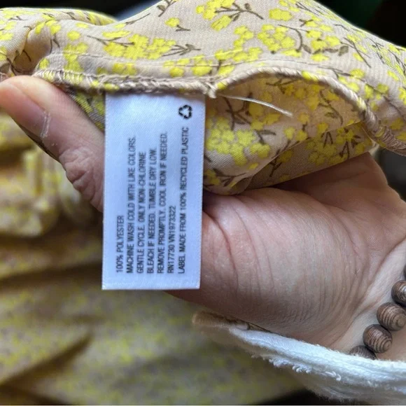 Sheer Cottage Floral Maxi Dress - Picture 5 of 8